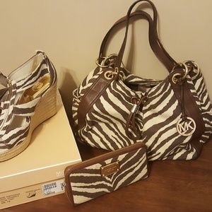 Purse, wallet, shoes